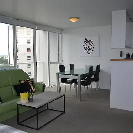 Fresh And Light Apartment